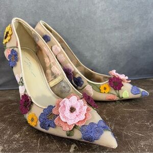 🔺SOLD🔺Betsey Johnson Aimey Pump Women 8 M Beige Shoes Applique Mesh Floral Heels